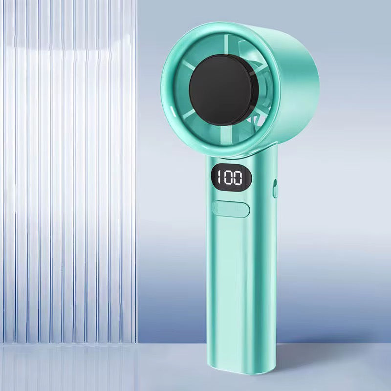 LA CHALEUR N’A AUCUNE CHANCE FACE À CE MINI VENTILATEUR TURBO
