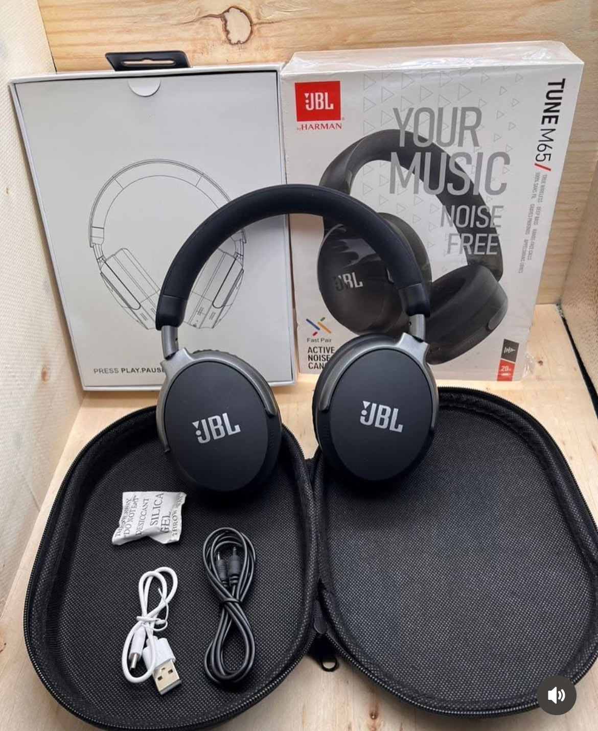 JBL M65